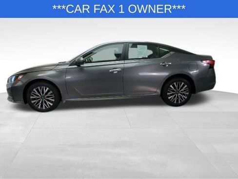 Certified 2023 Nissan Altima 2.5 SV w/ SV Premium Package image 3