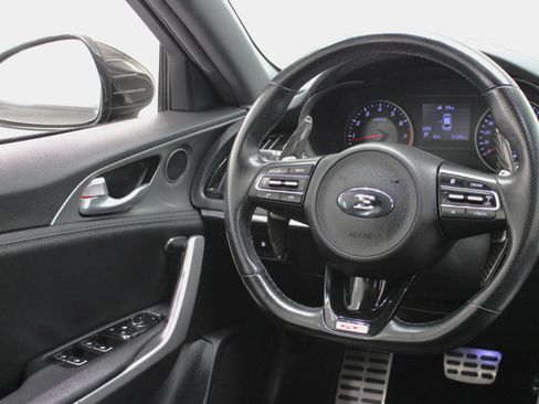 Used 2021 Kia Stinger GT image 48