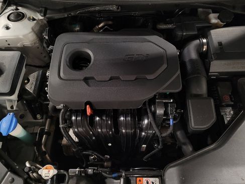 Used 2019 Hyundai Sonata SE FWD image 30