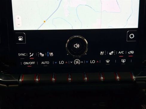 Certified 2025 GMC Yukon XL AT4 w/ AT4 Premium Package AWD/4WD image 14
