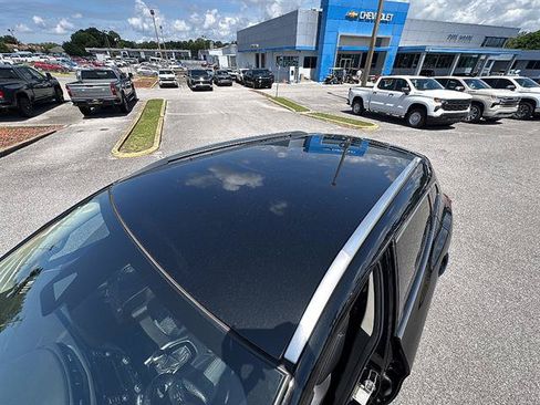 Used 2022 Nissan Rogue Sport SV w/ Technology Package FWD image 14