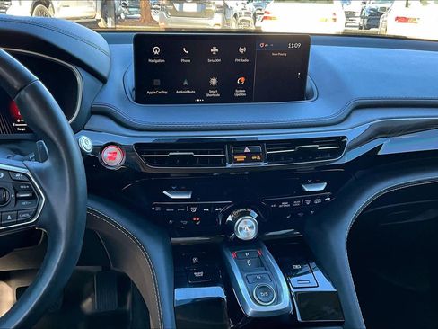 Used 2024 Acura MDX SH-AWD w/ Advance Package image 6