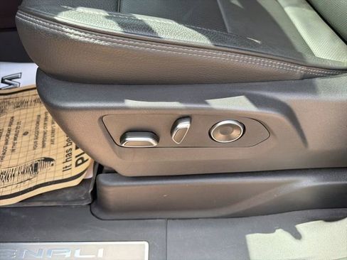 Used 2026 GMC Yukon XL Denali w/ LPO, Floor Liner Package AWD/4WD image 11