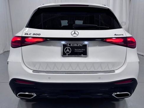 Used 2023 Mercedes-Benz GLC 300 4MATIC image 7