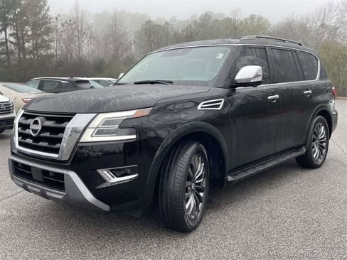 Used 2022 Nissan Armada Platinum w/ Captain's Chairs Package image 7