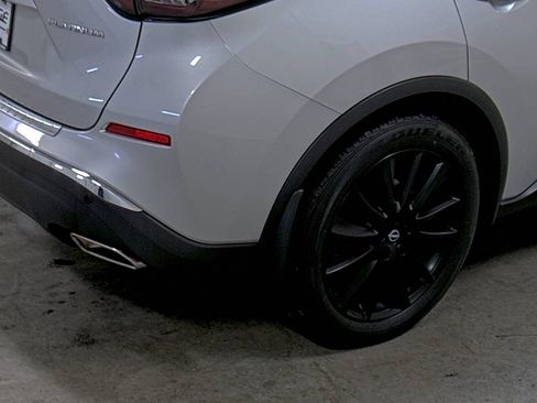 Used 2023 Nissan Murano Platinum w/ Cargo Package image 12