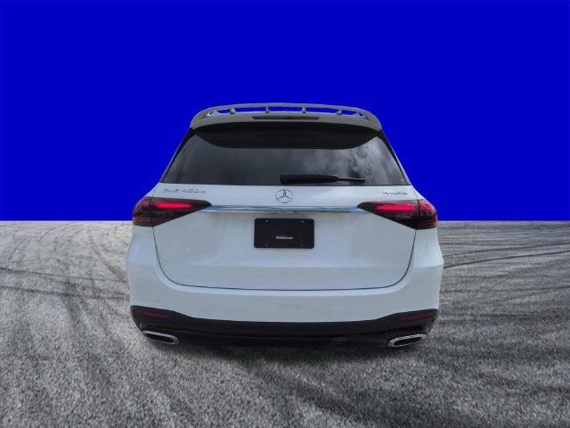 Used 2025 Mercedes-Benz GLE 450e 4MATIC image 5