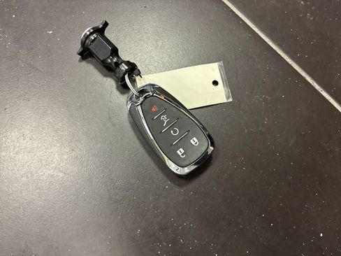 Used 2024 Chevrolet Equinox RS w/ RS Leather Package FWD image 30
