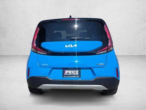 Used 2024 Kia Soul EX image 5