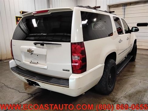 Used 2009 Chevrolet Suburban LTZ AWD/4WD image 3