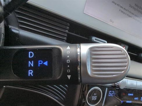 Certified 2024 Hyundai Ioniq 5 Limited AWD/4WD image 15