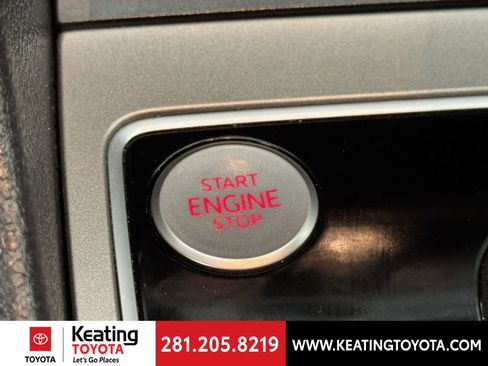 Used 2021 Volkswagen Passat 2.0T R-Line image 30