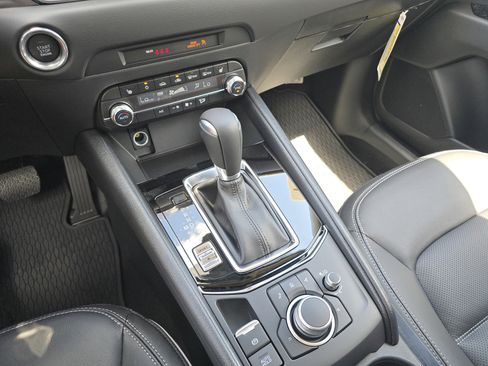 New 2025 MAZDA CX-5 AWD 2.5 S w/ Preferred Package image 13