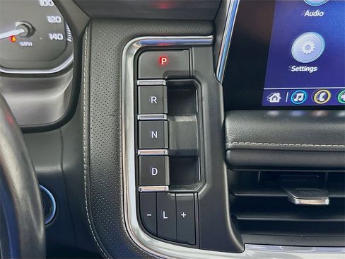 Used 2021 GMC Yukon SLT image 19