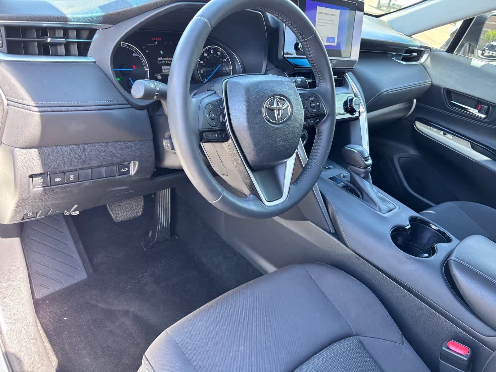 Used 2023 Toyota Venza LE AWD/4WD image 15