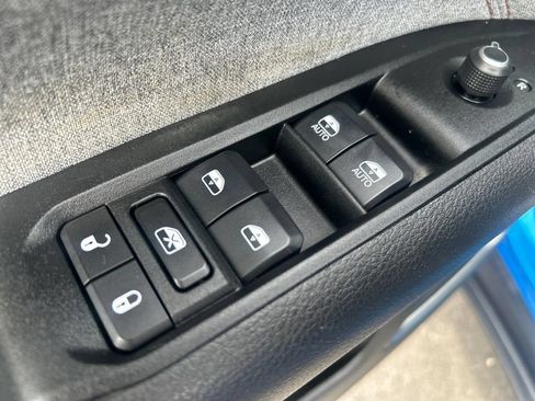 Used 2022 Jeep Compass Latitude AWD/4WD image 18