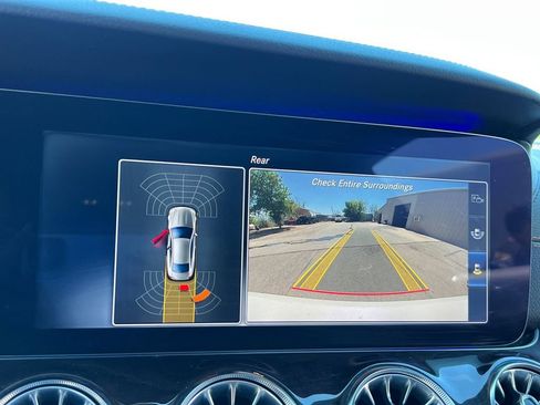 Used 2018 Mercedes-Benz E 400 Coupe image 9