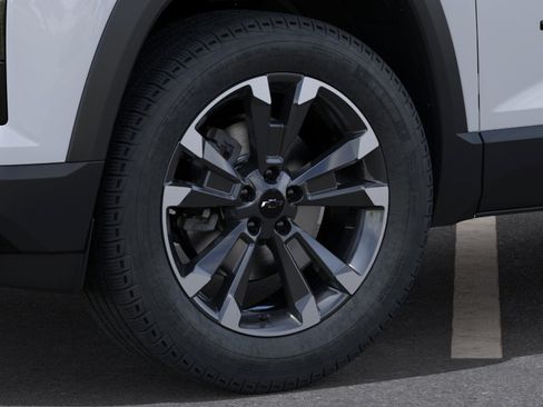 New 2027 Chevrolet Equinox RS FWD image 9