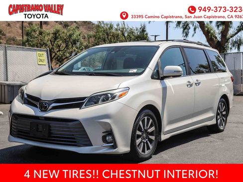 Certified 2020 Toyota Sienna Limited w/ Preferred Accessory Package FWD image 1