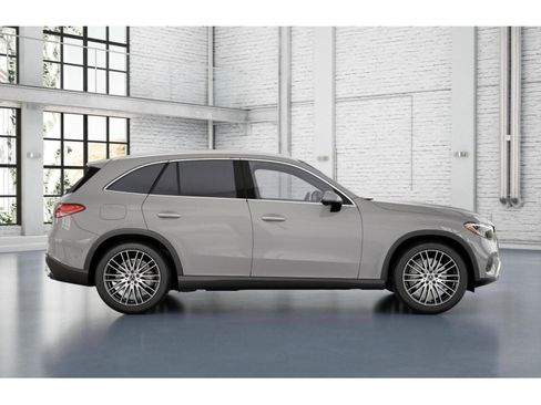 New 2026 Mercedes-Benz GLC 300 4MATIC image 2