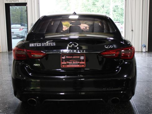 Used 2018 INFINITI Q50 Luxe w/ Essential Package (3.0T Luxe) AWD/4WD image 4