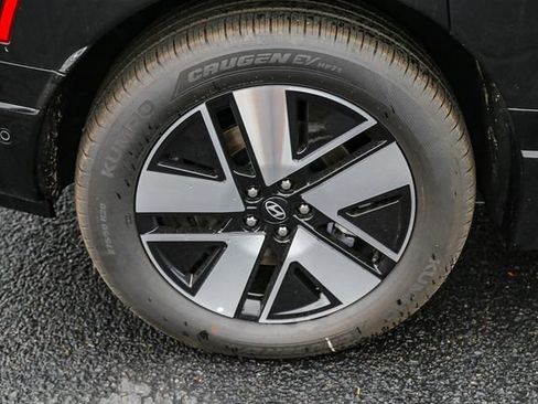 New 2026 Hyundai Ioniq 9 SEL image 11