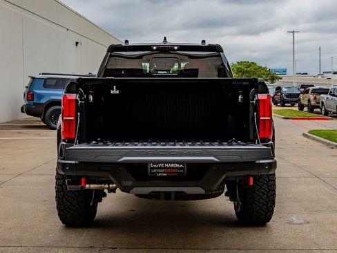 Used 2025 Toyota Tacoma TRD Pro w/ Tow Tech Package AWD/4WD image 9