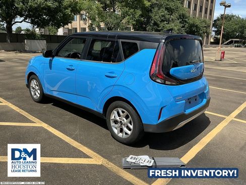 Used 2023 Kia Soul S FWD image 4