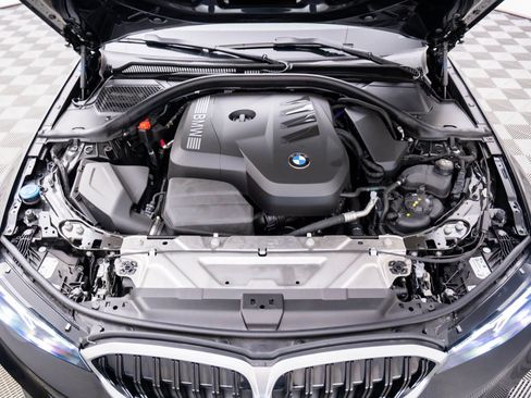 Certified 2025 BMW 330i xDrive Sedan w/ Premium Package image 25