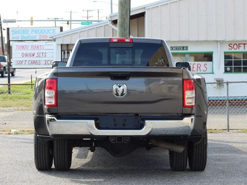 Used 2021 RAM 3500 Tradesman AWD/4WD image 7