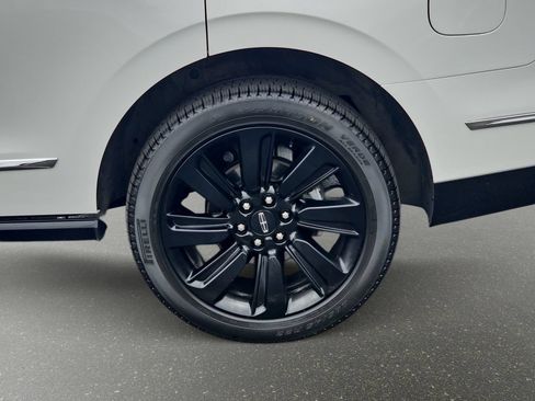 Used 2023 Lincoln Navigator Black Label AWD/4WD image 35