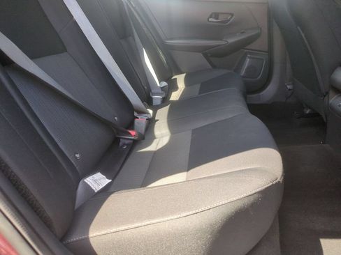 Used 2024 Nissan Sentra SV FWD image 15