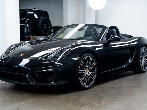 Used 2016 Porsche Boxster GTS image 3