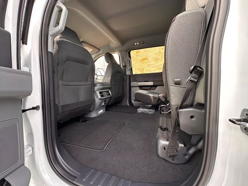 New 2026 Ford F250 XLT w/ FX4 Off-Road Package image 69