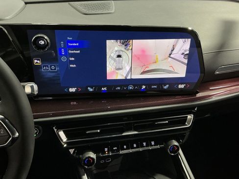 New 2026 Chevrolet Traverse Z71 w/ Enhanced Driving Package image 27