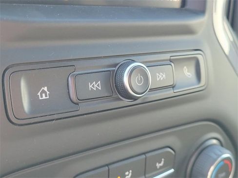 Used 2022 Chevrolet Silverado 1500 Custom image 28