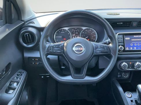 Used 2025 Nissan Kicks Play S FWD image 15