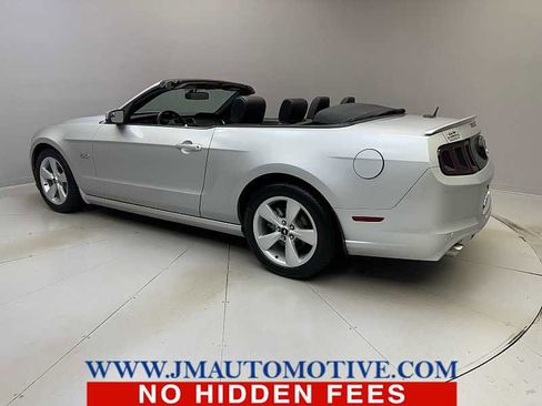 Used 2013 Ford Mustang GT Premium w/ Security Pkg RWD image 3