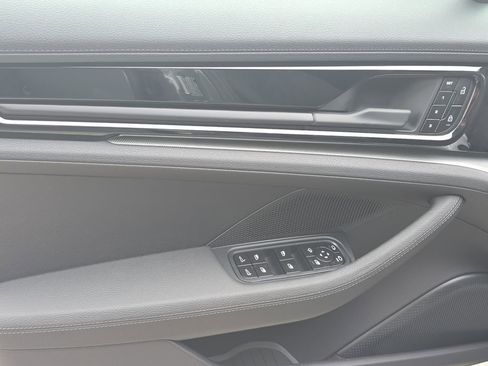 New 2026 Porsche Panamera image 24