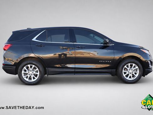 Used 2020 Chevrolet Equinox LT w/ Driver Convenience Package AWD/4WD image 9