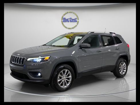 Used 2021 Jeep Cherokee Latitude Lux w/ Comfort/Convenience Group AWD/4WD image 1