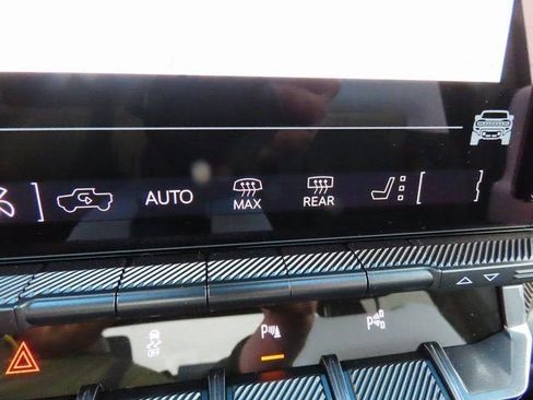New 2025 GMC Hummer EV 3X w/ Battery Pack, 24 Module Pack AWD/4WD image 48
