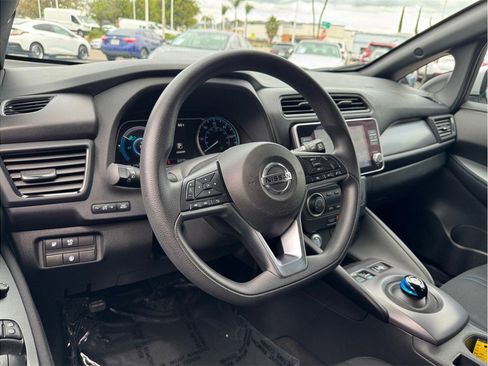Used 2022 Nissan Leaf S Plus image 23