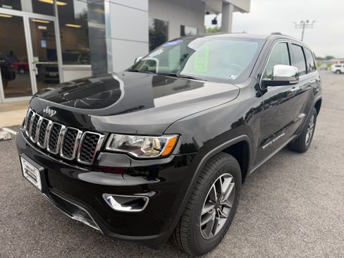 Certified 2021 Jeep Grand Cherokee Limited image 3