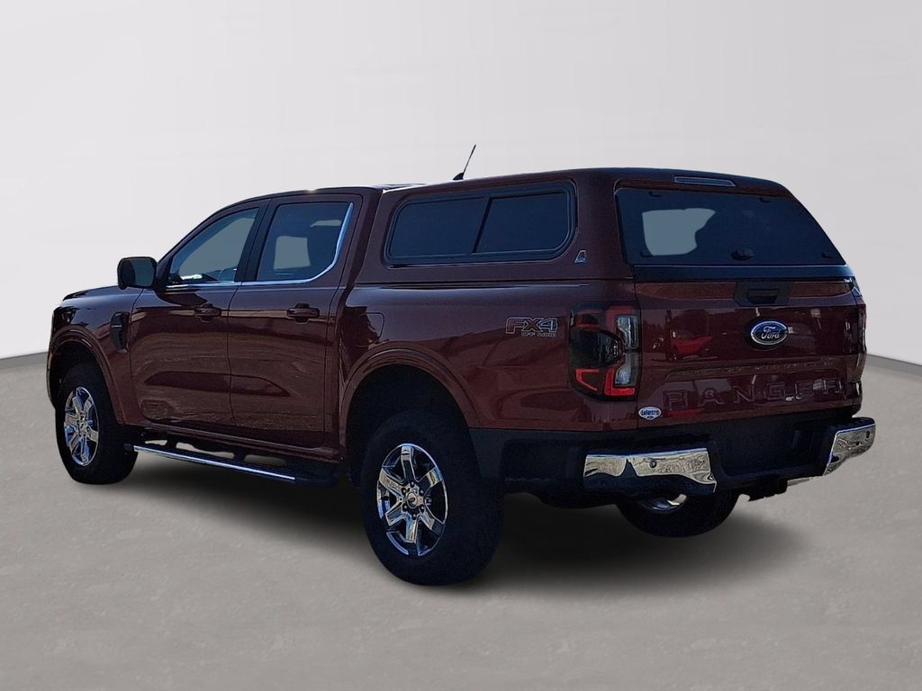 Used 2025 Ford Ranger Lariat w/ FX4 Off-Road Package AWD/4WD image 4