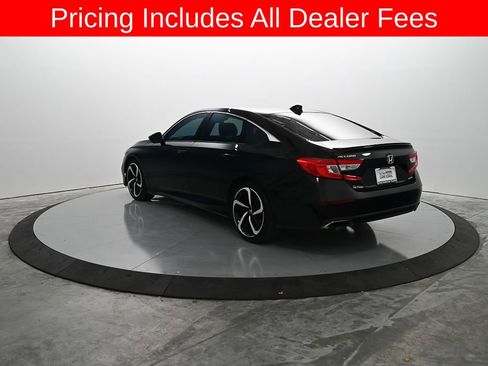 Used 2018 Honda Accord Sport image 8