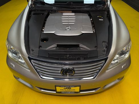 Used 2011 Lexus LS 460 image 50