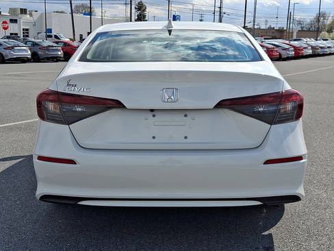 Certified 2025 Honda Civic LX image 5