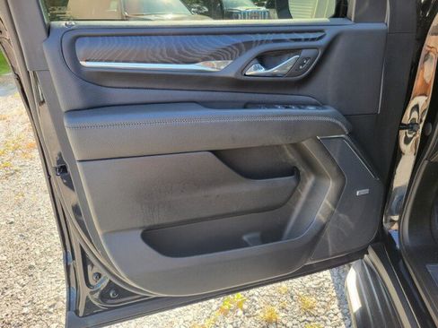Used 2023 GMC Yukon Denali w/ Advanced Technology Package RWD image 13