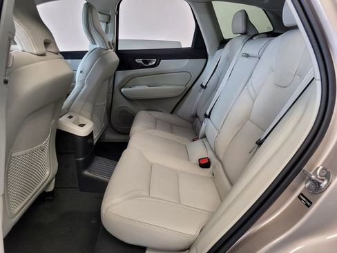 New 2026 Volvo XC60 T8 Ultra w/ Protection Package Premier image 10